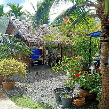 Coconoi Residence Nai Harn Exterior photo