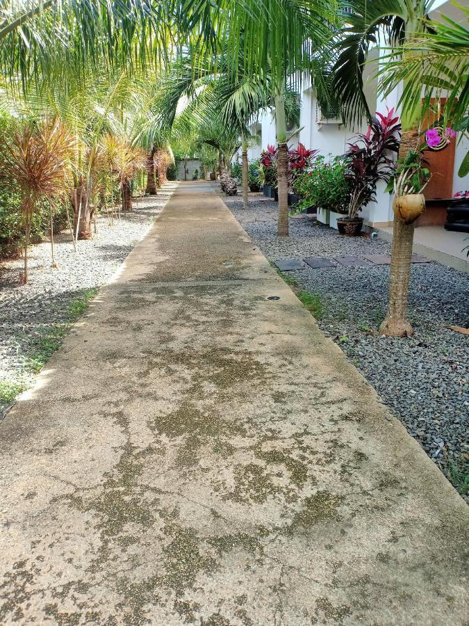 Coconoi Residence Nai Harn Exterior photo
