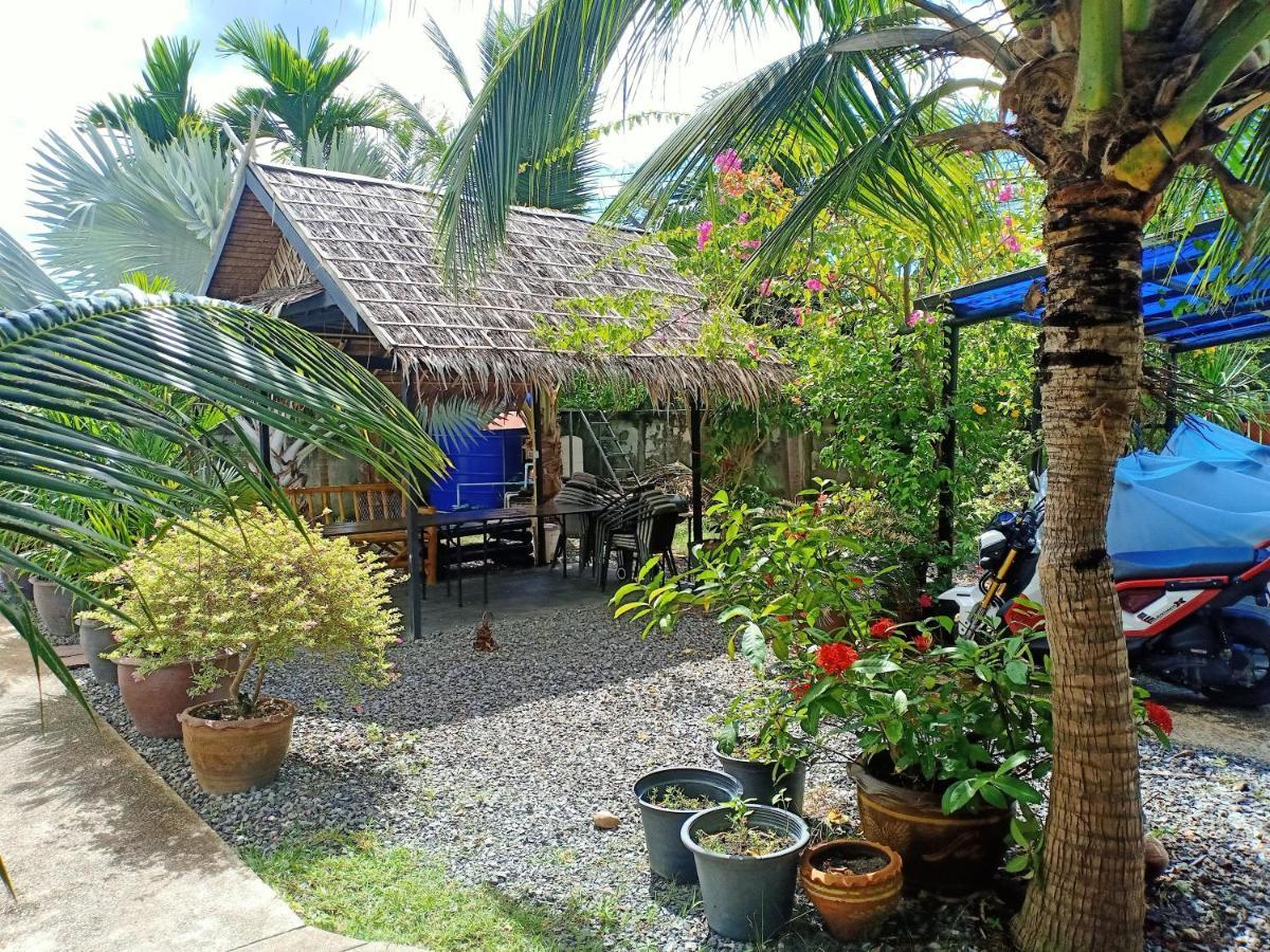 Coconoi Residence Nai Harn Exterior photo